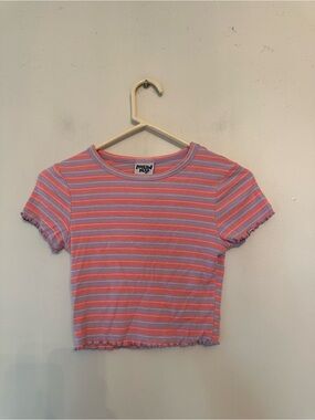 Women’s Junior Modern Hero crop top shirt medium